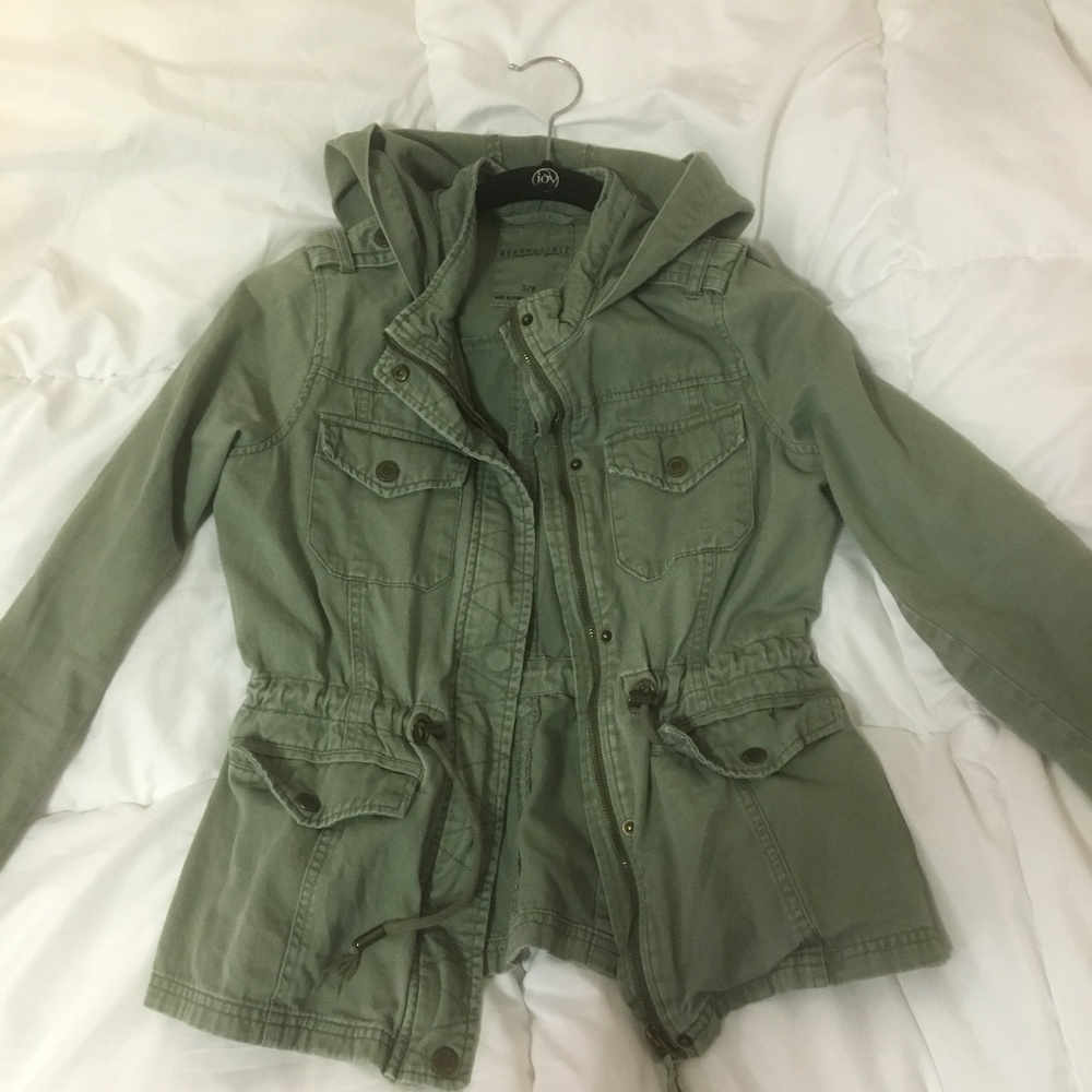 Perfect dark green fall jacket